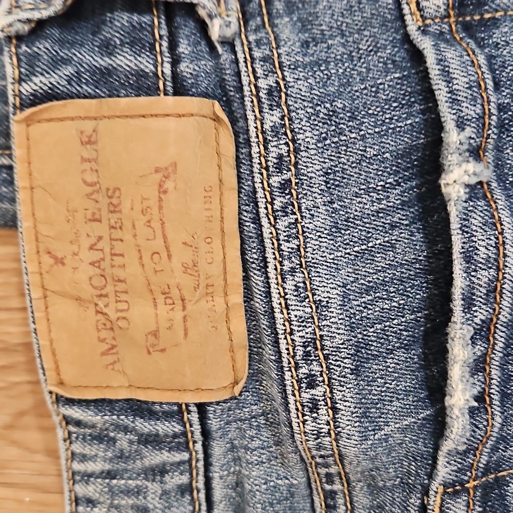 American Eagle Hipster Denim Blue Jeans short Size 4 Short - Picture 6 of 7
